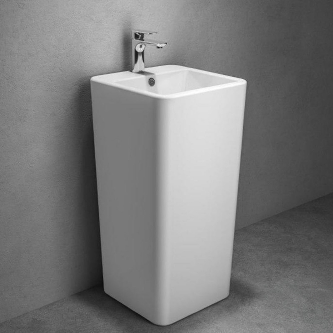 L028 Free Standing Basin