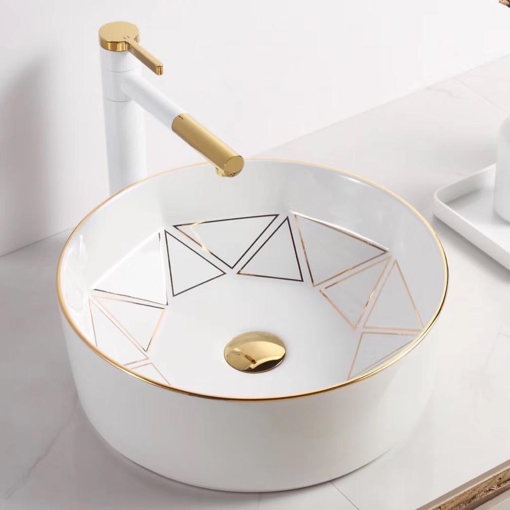 Pyramid Gold-White Basin